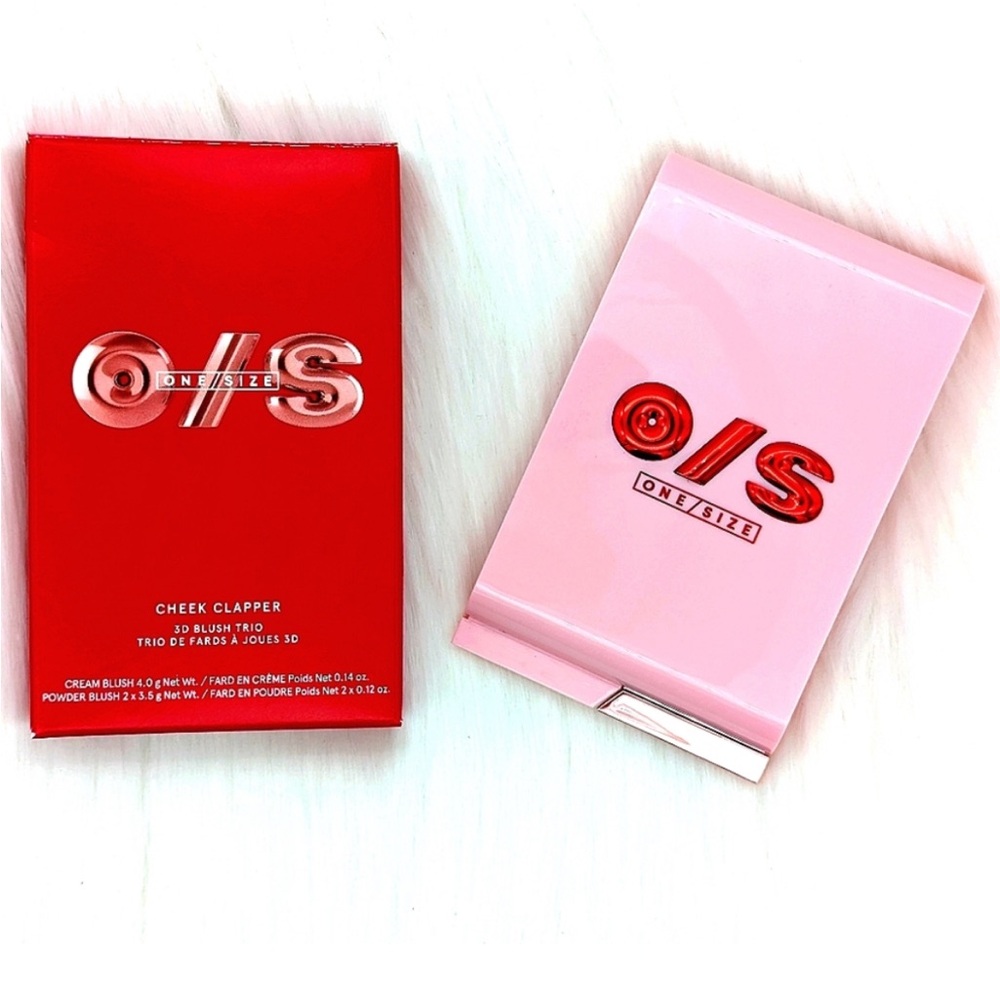 One / Size Cheek Clapper Blush Pallet